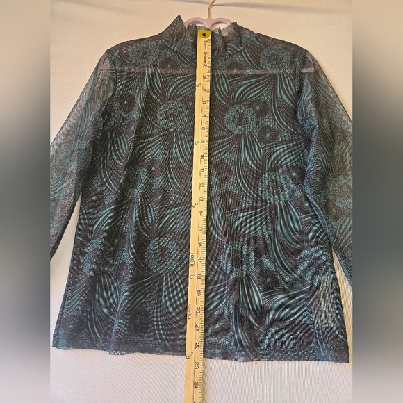By Anthropologie- Blouse Women's S Black With Green Patern Mesh Turtle Neck - Picture 4 of 9